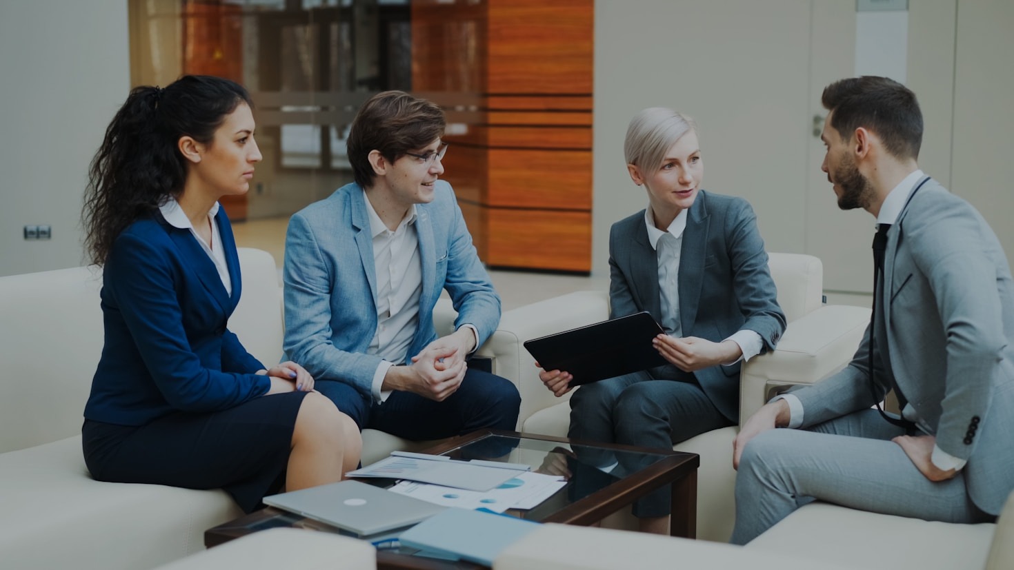 Transformando desafios locais em oportunidades estratégicas